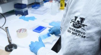 Laboratorio de la Unisimón.