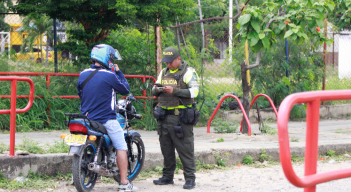 Policía de Tránsito. 