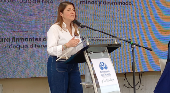 Defensora del Pueblo Iris Marin