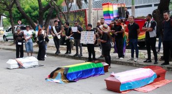Marcha de duelo y denuncia