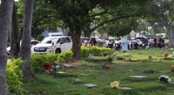 Cortejo fúnebre en el entierro de María José Estupiñán. 