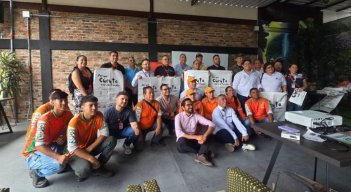 La tercera edición de la campaña busca sensibilizar a más de 2.000 habitantes sobre la correcta disposición de envases y empaques de un solo uso.