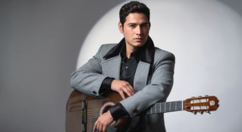 El cantante Andrés Cortés lanza su nuevo sencillo 'Mala Fama'. 
