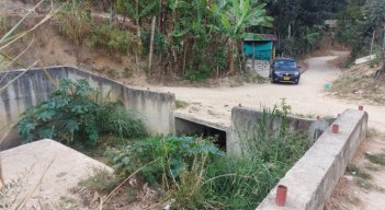 Líderes sociales perciben olores nauseabundos por obras inconclusas.