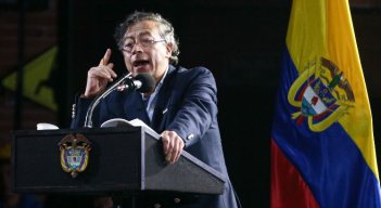 GUSTAVO PETRO 