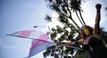 Mujeres trans y cis, menos semanas de cotización