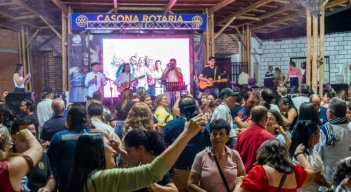 Las veladas culturales de Aguas Kpital se convirtieron en un encuentro de familia, amigos y vecinos todas las semanas./Foto: Cortesía