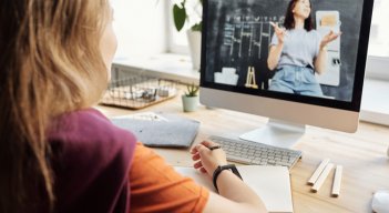 La formación virtual en salud se consolida como apoyo para nuevos perfiles profesionales.