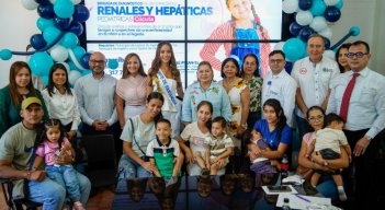 La gestora social del departamento, Cecilia Soler de Villamizar, lidera las jornadas de salud/Foto Cortesía