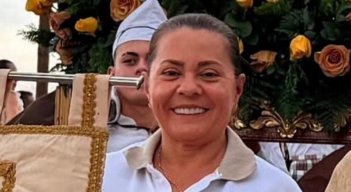 HILDA BAYONA 