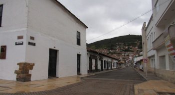 Pamplona atraviesa problemas de alumbrado público.