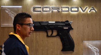 Pistola-Indumil-Colombia. Foto: Colprensa.