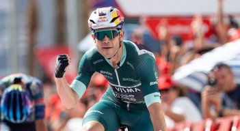 Vuelta a España: Van Aert dio el golpe en la etapa 13 y Santiago Buitrago sigue líder de la montaña