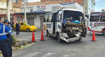 CHOQUE DE BUSETA 