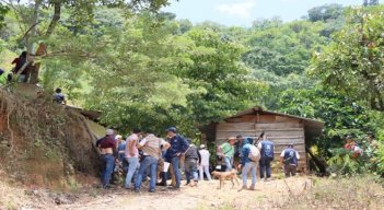 Más de un centenar de familias huyen de la violencia generada en zona rural de San Calixto.