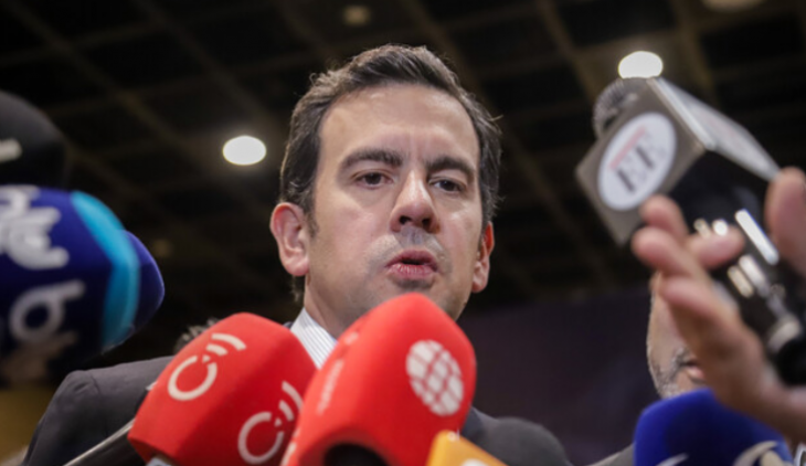 Rodrigo Lara, ministro de Interior