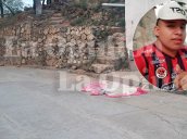  El cuerpo del adolescente quedó sobre la calle 24, luego de ser atacado a disparos. / Foto: cortesía
