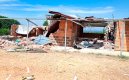 La vivienda del sector Tres Curvas quedó inhabitable tras el impacto de un dron bomba. / Foto: cortesía-La Opinión