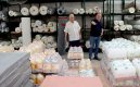 José María Chacón Banderas junto a su hijo Marlon, en un recorrido por la compañía fundada hace más de cinco décadas./ Foto Carlos Ramírez-La Opinión